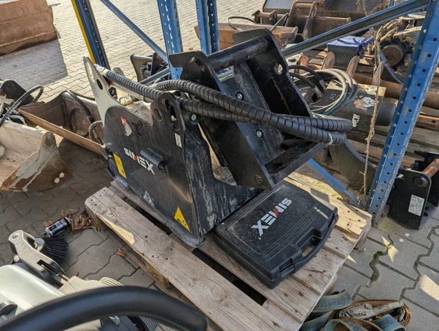 WhatsApp Image 2025-11-21 at 13.49.58 (2)